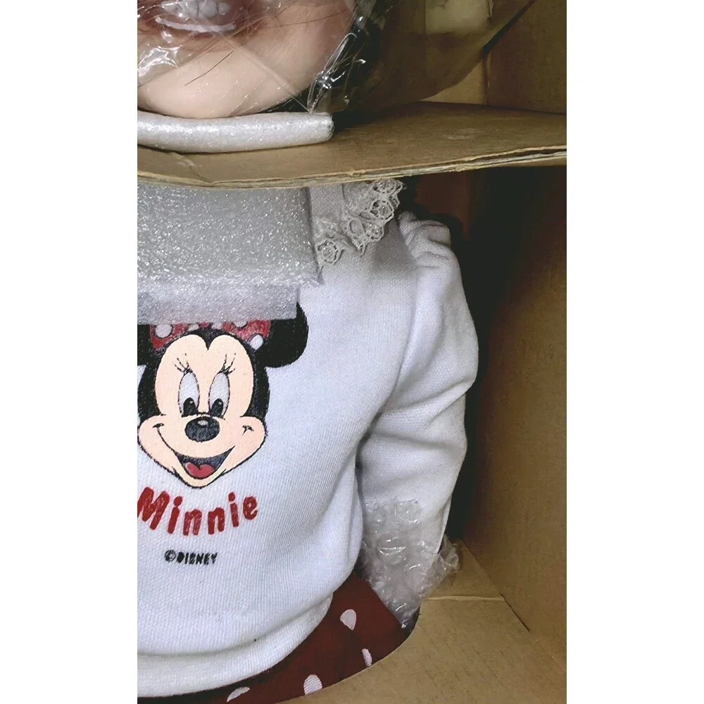 Ashton-Drake Disney World Girl Porcelain Doll NIB 2001 COA Minnie Mouse